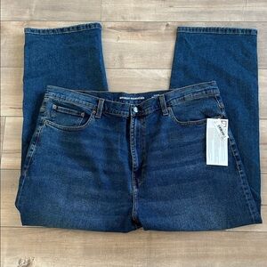 NWT Amazon Essentials Men's Relaxed Fit Medium Wash Blue Jeans Sz 46W x 28L